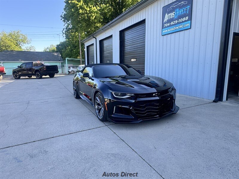 2023 Chevrolet Camaro ZL1 - Photo 6