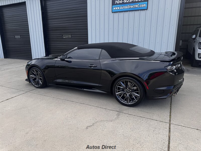 2023 Chevrolet Camaro ZL1 - Photo 13