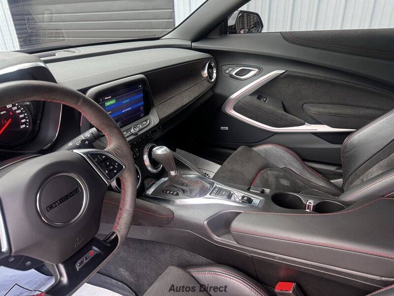 2023 Chevrolet Camaro ZL1 - Photo 42
