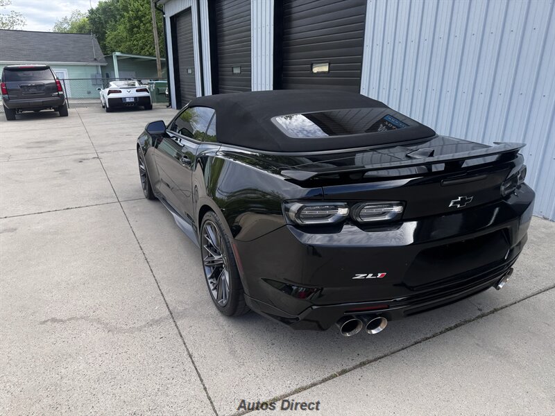 2023 Chevrolet Camaro ZL1 - Photo 35