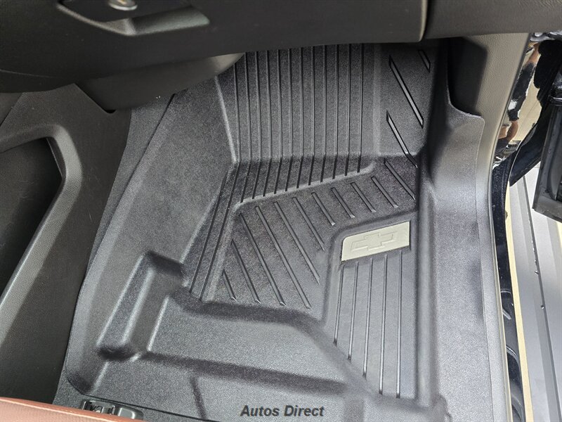 2019 Chevrolet Suburban Premier - Photo 44