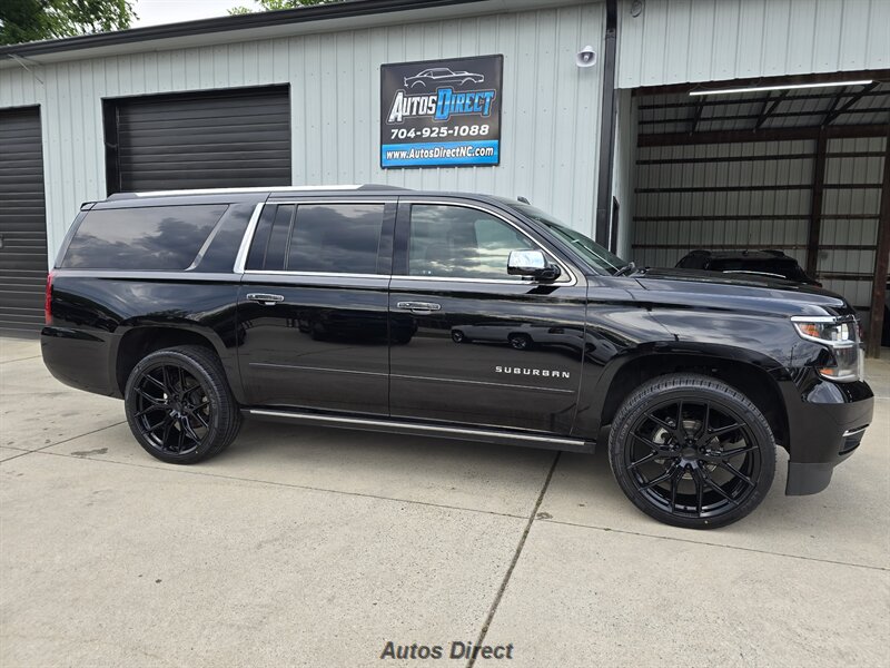2019 Chevrolet Suburban Premier - Photo 12