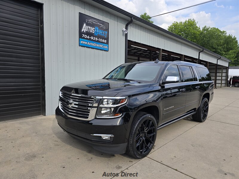 2019 Chevrolet Suburban 4WD 1500 Premier's photo