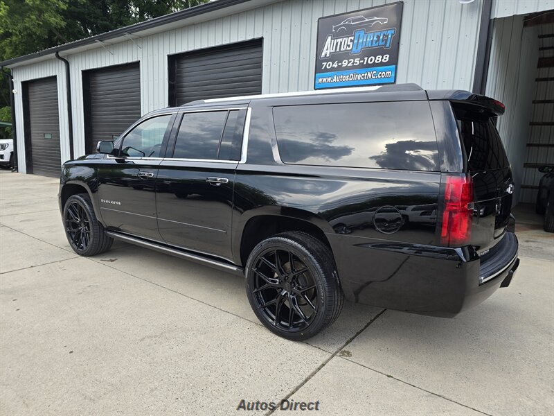 2019 Chevrolet Suburban Premier - Photo 8
