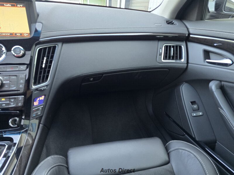 2012 Cadillac CTS-V Sport Wagon V - Photo 38