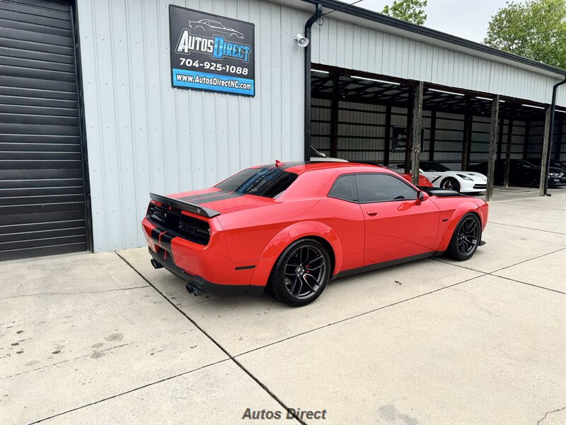 2022 Dodge Challenger R/T - Photo 18