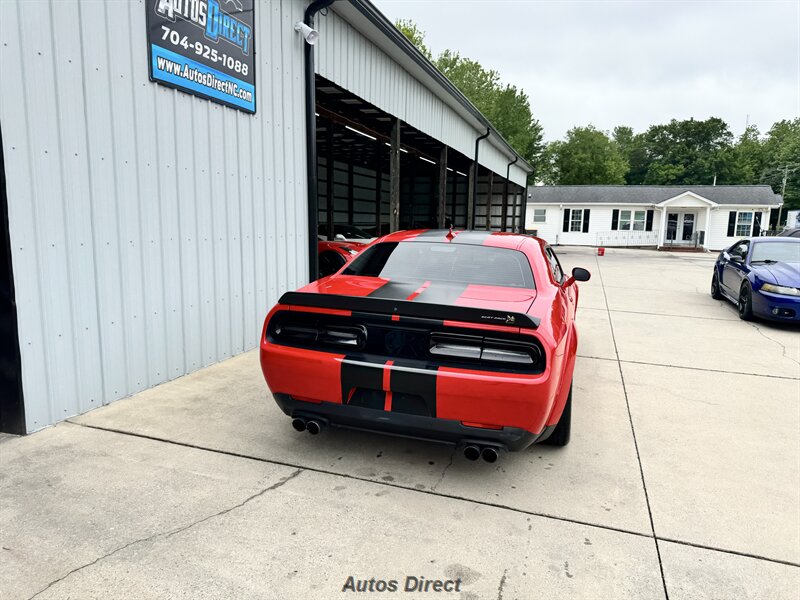 2022 Dodge Challenger R/T - Photo 15