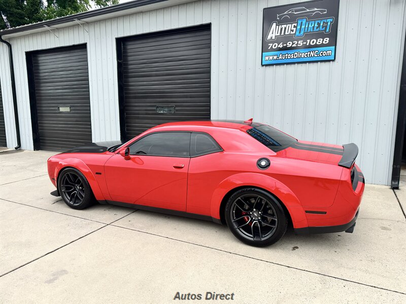 2022 Dodge Challenger R/T - Photo 10