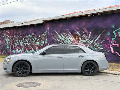 2012 Chrysler 300 Series Limited   - Photo 2 - San Antonio, TX 78210