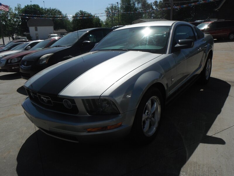 2008 Ford Mustang   - Photo 1 - Horton, KS 66439