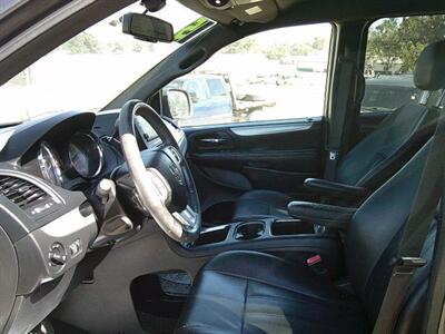 2015 Dodge Grand Caravan R/T   - Photo 8 - Horton, KS 66439
