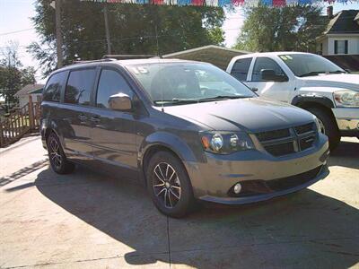 2015 Dodge Grand Caravan R/T   - Photo 2 - Horton, KS 66439