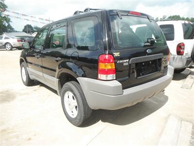 2002 Ford Escape XLS Choice   - Photo 4 - Horton, KS 66439