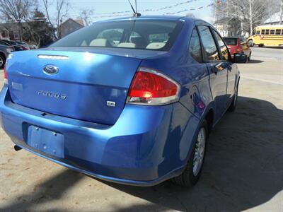 2011 Ford Focus SE   - Photo 3 - Horton, KS 66439