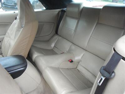 2005 Ford Mustang V6 Premium - Photo 5 - Horton, KS 66439