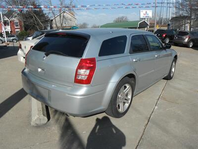 2005 Dodge Magnum SE - Photo 3 - Horton, KS 66439