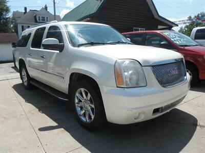 2012 GMC Yukon XL Denali - Photo 2 - Horton, KS 66439