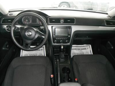2012 Volkswagen Passat S PZEV   - Photo 6 - Horton, KS 66439