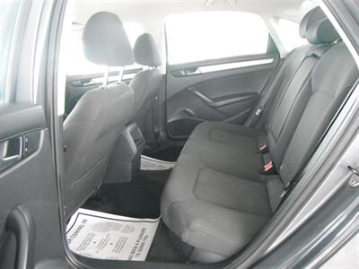 2012 Volkswagen Passat S PZEV   - Photo 5 - Horton, KS 66439