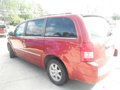2010 Chrysler Town and Country Touring   - Photo 4 - Horton, KS 66439