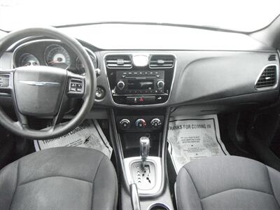 2012 Chrysler 200 LX   - Photo 6 - Horton, KS 66439