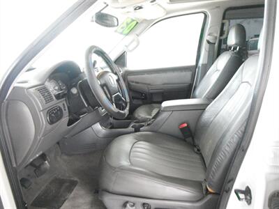2003 Mercury Mountaineer Luxury - Photo 7 - Horton, KS 66439