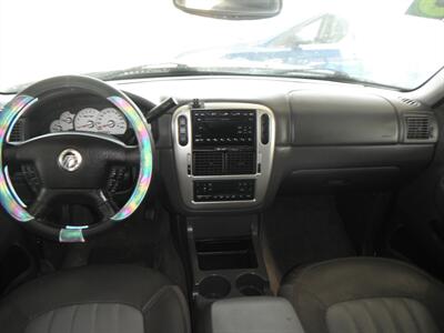 2003 Mercury Mountaineer Luxury - Photo 6 - Horton, KS 66439
