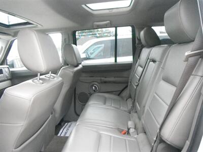 2006 Jeep Commander   - Photo 5 - Horton, KS 66439