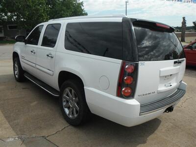 2007 GMC Yukon XL Denali - Photo 4 - Horton, KS 66439