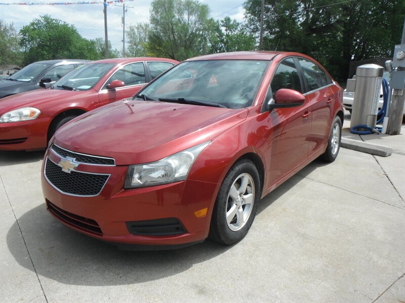 2012 Chevrolet Cruze LT   - Photo 1 - Horton, KS 66439