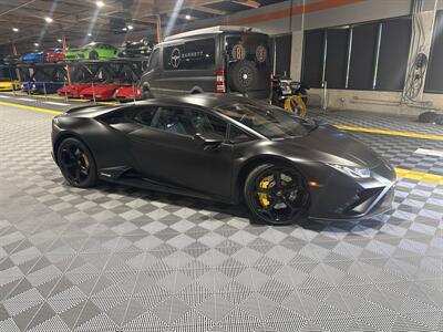 2021 Lamborghini Huracan EVO   - Photo 3 - Westlake Village, CA 91361
