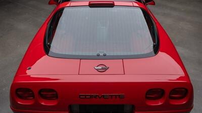 1991 Chevrolet Corvette ZR1 - Photo 17 - Westlake Village, CA 91361