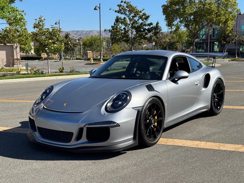 2016 Porsche 911 GT3 RS  