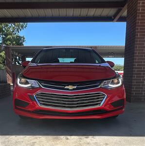 2018 Chevrolet Cruze LT Auto - Photo 2 - Bowie, TX 76230