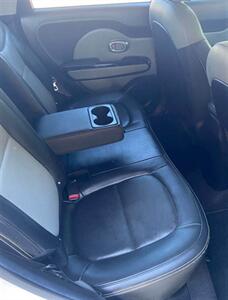 2016 Kia Soul +   - Photo 6 - Bowie, TX 76230