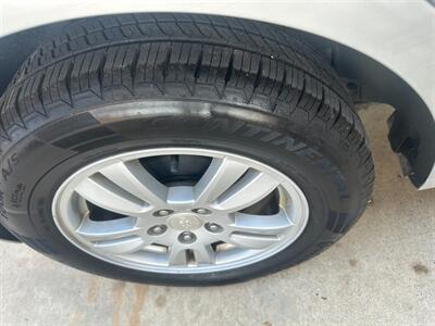 2015 Chevrolet Sonic LT Auto - Photo 10 - Bowie, TX 76230