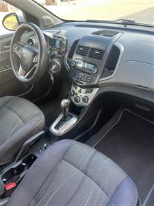 2015 Chevrolet Sonic LT Auto - Photo 9 - Bowie, TX 76230
