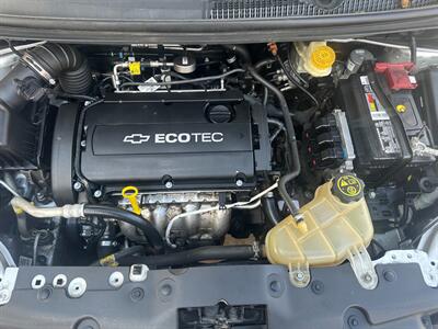 2015 Chevrolet Sonic LT Auto - Photo 8 - Bowie, TX 76230