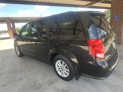 2014 Dodge Grand Caravan SXT - Photo 3 - Bowie, TX 76230