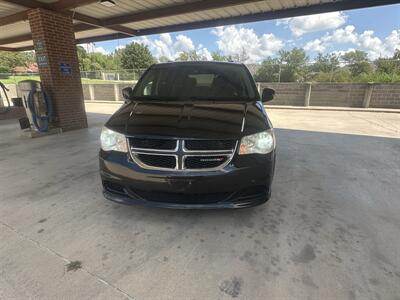 2014 Dodge Grand Caravan SXT - Photo 6 - Bowie, TX 76230