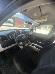 2014 Dodge Grand Caravan SXT - Photo 11 - Bowie, TX 76230