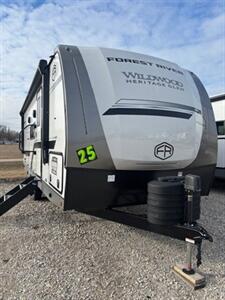 2025 FOREST RIVER WILDWOOD HERITAGE GLEN 22RKHL