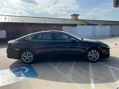 2023 Hyundai SONATA SEL - Photo 4 - Grand Prairie, TX 75050
