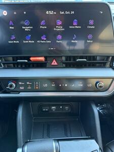 2025 Kia Sportage EX - Photo 13 - Grand Prairie, TX 75050
