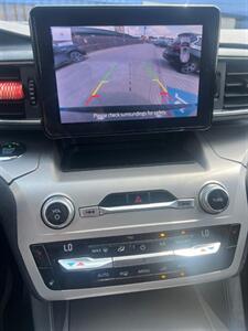 2020 Ford Explorer XLT - Photo 10 - Grand Prairie, TX 75050