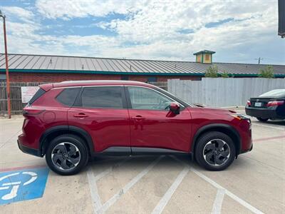 2024 Nissan Rogue SV   - Photo 4 - Grand Prairie, TX 75050