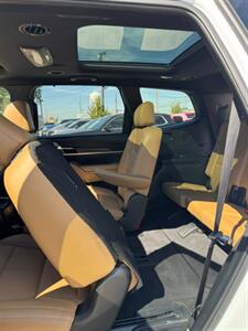 2022 Kia Telluride SX - Photo 16 - Grand Prairie, TX 75050