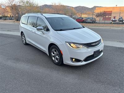 2018 Chrysler Pacifica Hybrid Limited hybrid - Photo 4 - Albuquerque, NM 87123