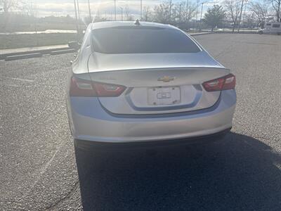 2019 Chevrolet Malibu LS   - Photo 6 - Albuquerque, NM 87123