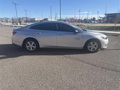 2019 Chevrolet Malibu LS   - Photo 4 - Albuquerque, NM 87123